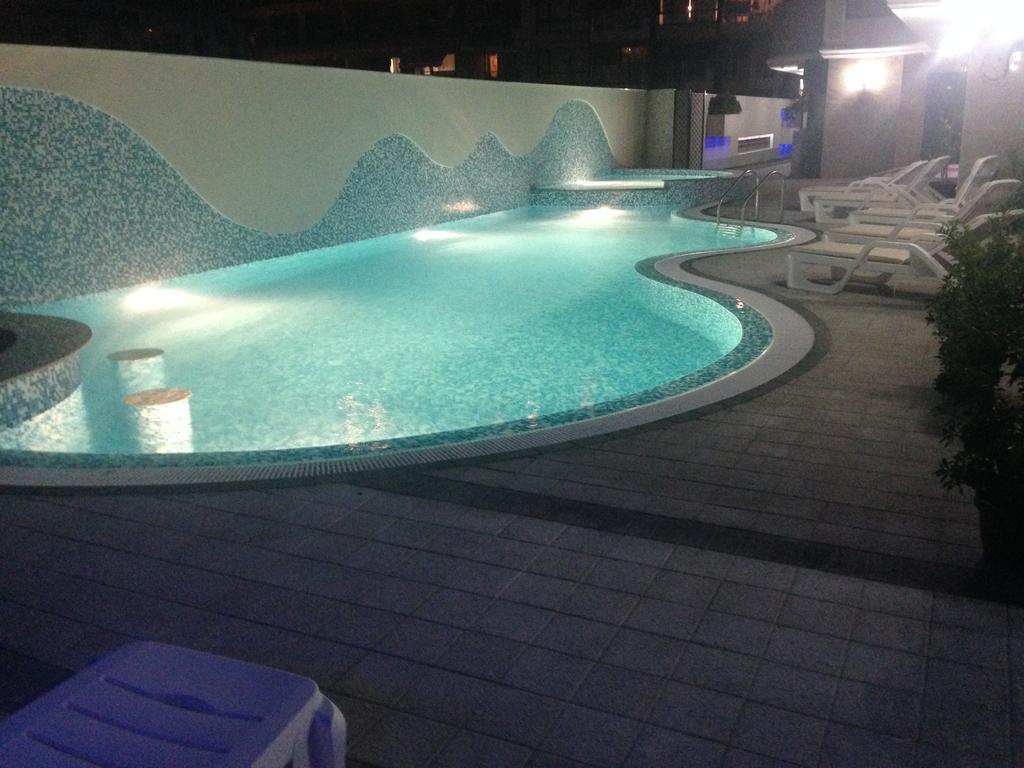Golden Sea View Apartments Pomorie Extérieur photo